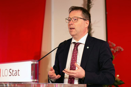 Kommunal- og distriktsminister Bjørn Arild Gram (Ap) på Gol