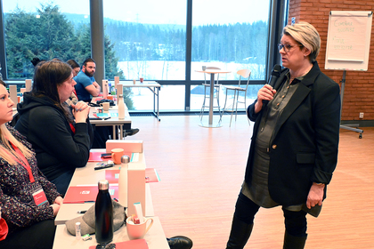 Arbeids- og inkluderingsminister Marte Mjøs Persen (Ap) møtte LO Stat-ungdommer til debatt.
